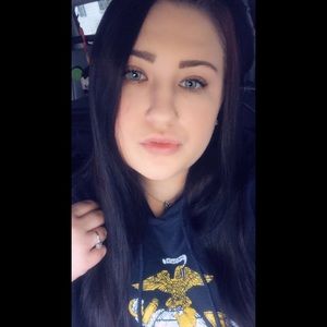 Meet your Posher, Ashleigh